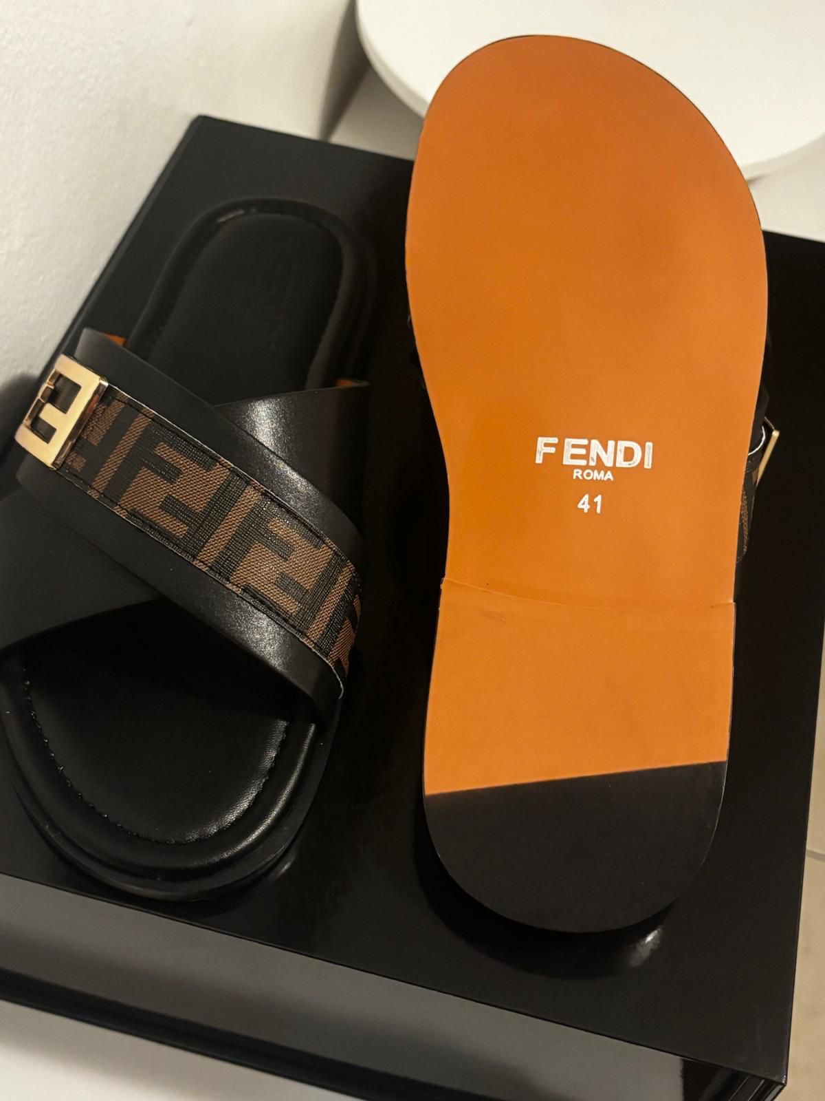 FENDI Luxe Cross Sandals 🖤